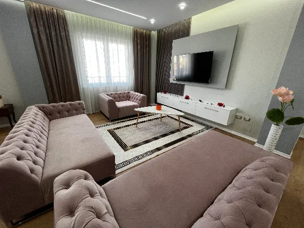 Квартира 3+1+2+2 Балкони біля Markata, Durrës