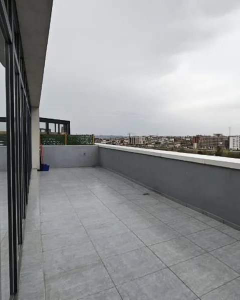 ЕКСКЛЮЗИВНИЙ ПЕНТХАУС – BULEVARDI I RI, TIRANA - Image 2