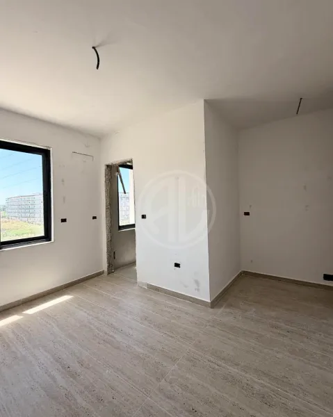 🏡 Apartament 1+1 + Garaż na Sprzedaż w Golem - Image 2
