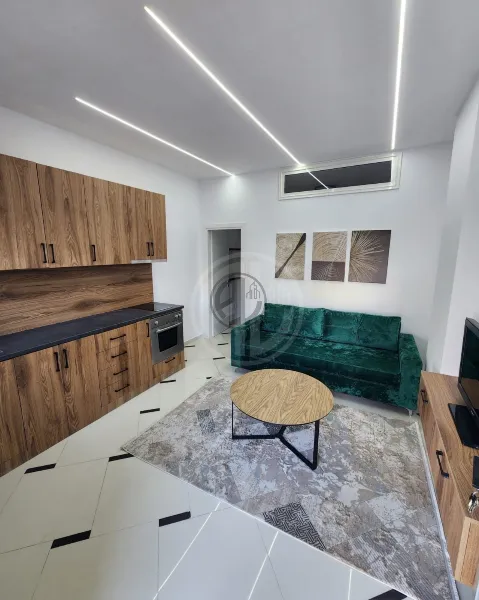 Na prodej upravené studio na 1+1 – Komplex EKA, Pláž Durrës - Image 2