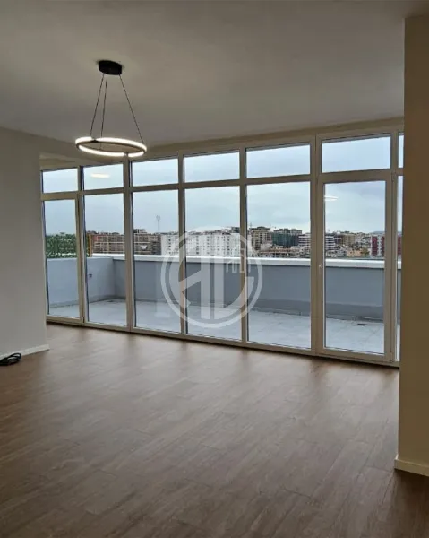 ЕКСКЛЮЗИВНИЙ ПЕНТХАУС – BULEVARDI I RI, TIRANA