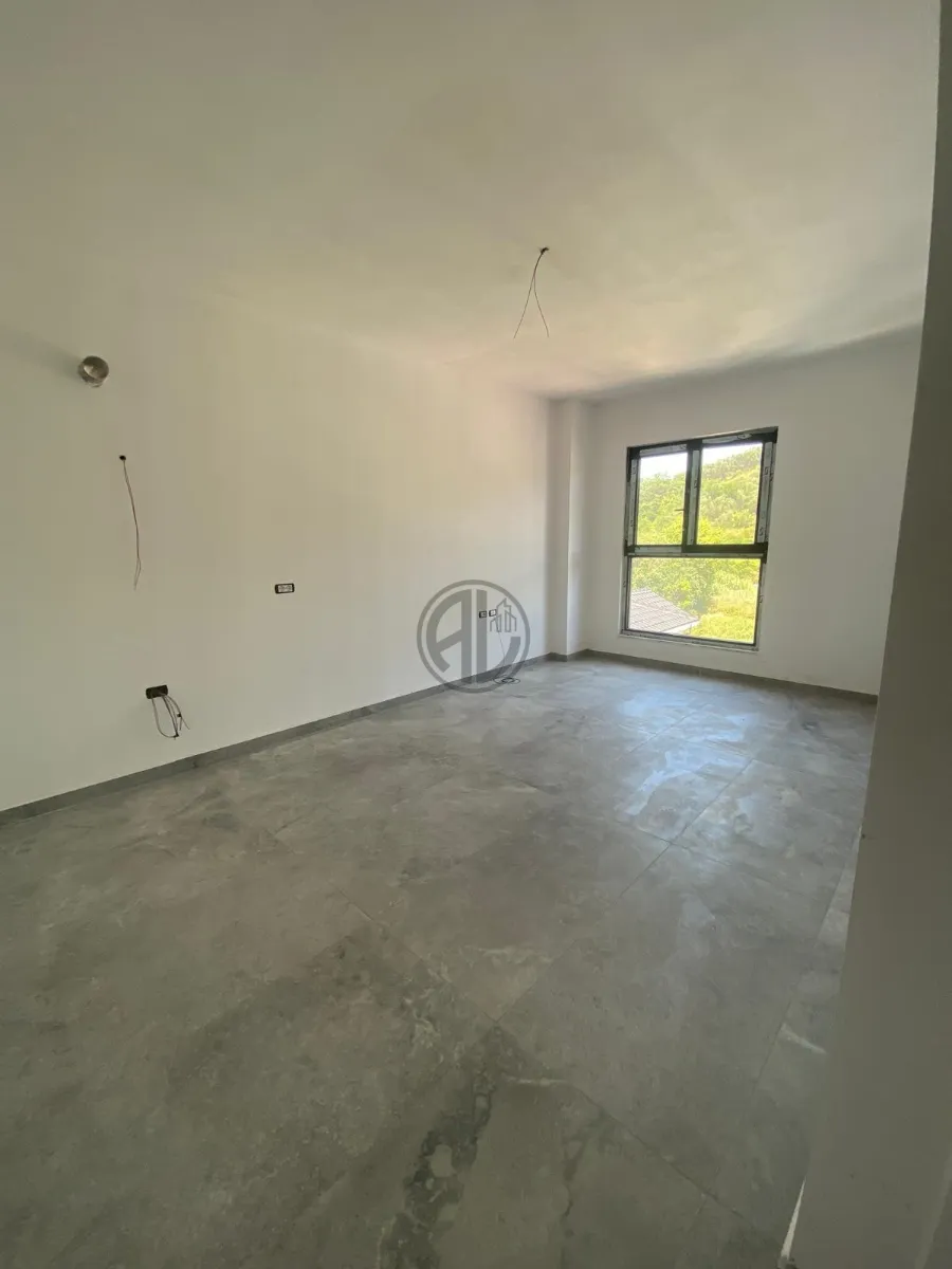 🏡 Продається квартира в – Golem, Durrës