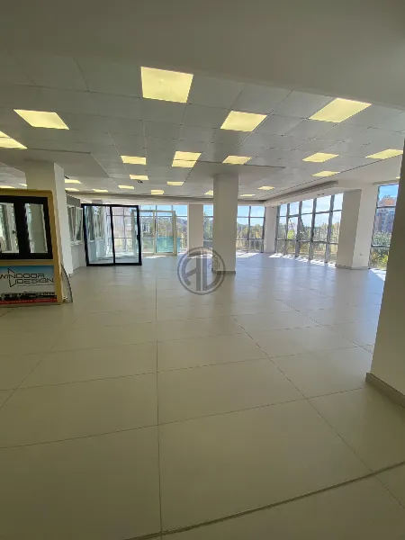 Комерційне приміщення в оренду 500м² - Image 2