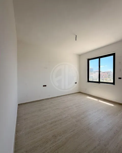 🏡 Apartament 1+1 + Garaż na Sprzedaż w Golem - Image 3