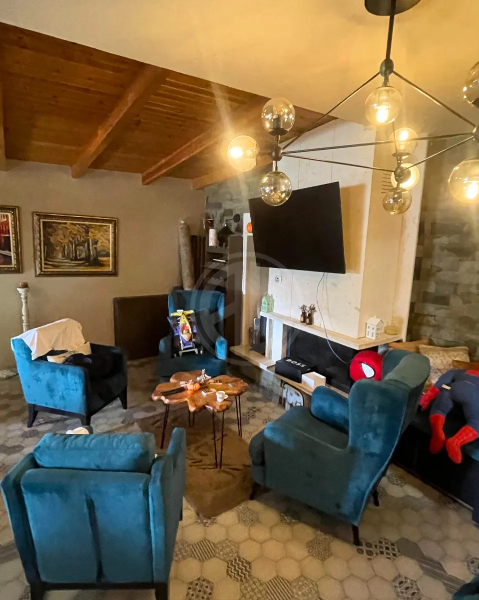 K PRONÁJMU LUXUSNÍ DUPLEX U SOUDU, DURRËS