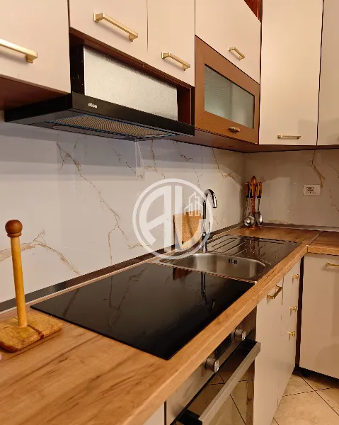 Na sprzedaż Apartament 2+1 – Pierwsza Linia od Morza, Golem - Video